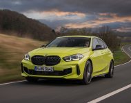 2022 BMW M135i xDrive - Front Three-Quarter Wallpaper 190x150