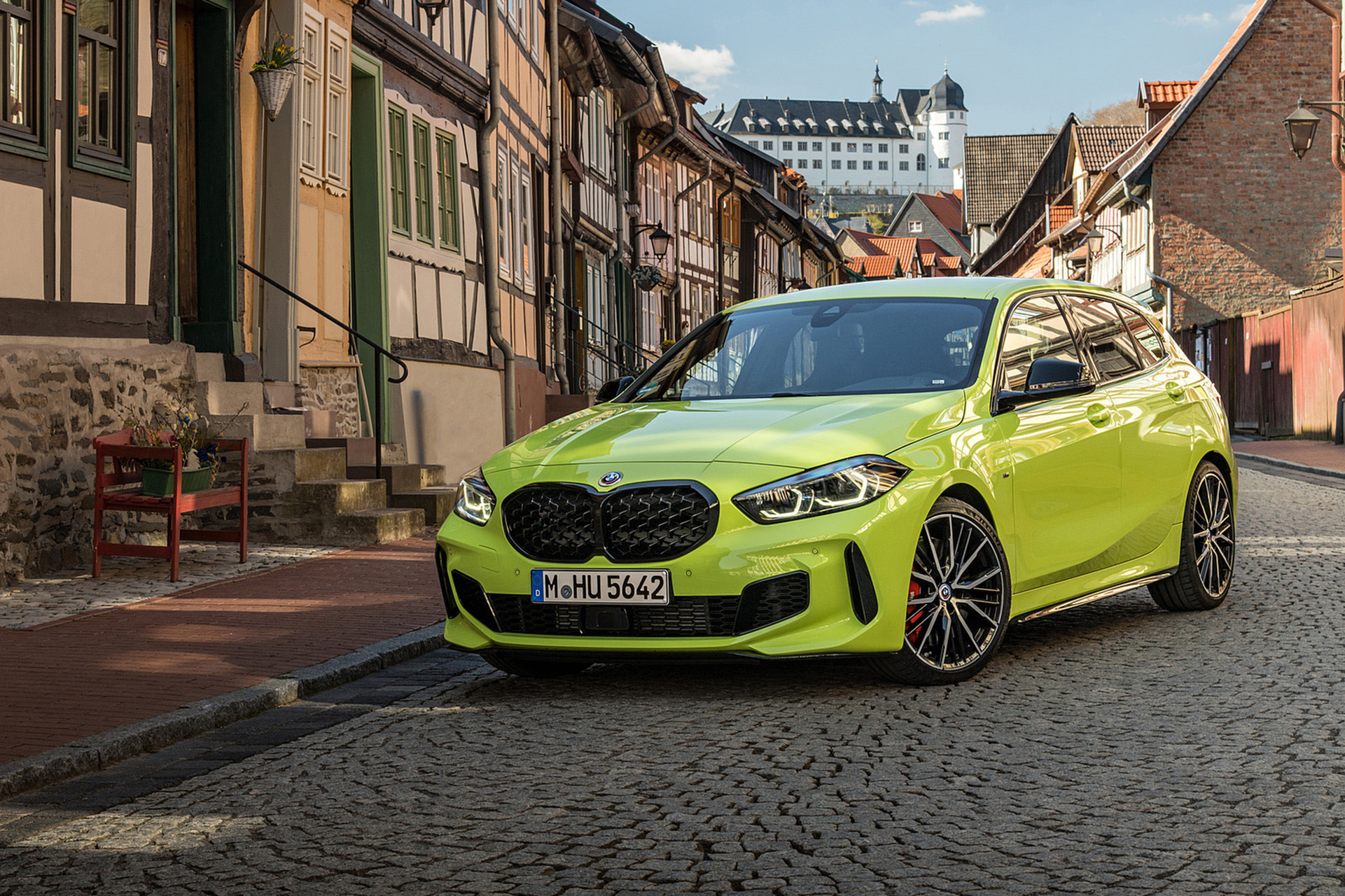 Download 2022 BMW M135i xDrive - Front Three-Quarter HD Wallpaper 1921x1280 #49