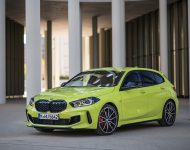 2022 BMW M135i xDrive - Front Three-Quarter Wallpaper 190x150