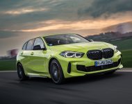 2022 BMW M135i xDrive - Front Three-Quarter Wallpaper 190x150