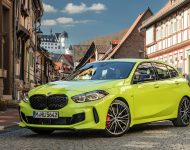 2022 BMW M135i xDrive - Front Three-Quarter Wallpaper 190x150