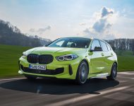 2022 BMW M135i xDrive - Front Three-Quarter Wallpaper 190x150