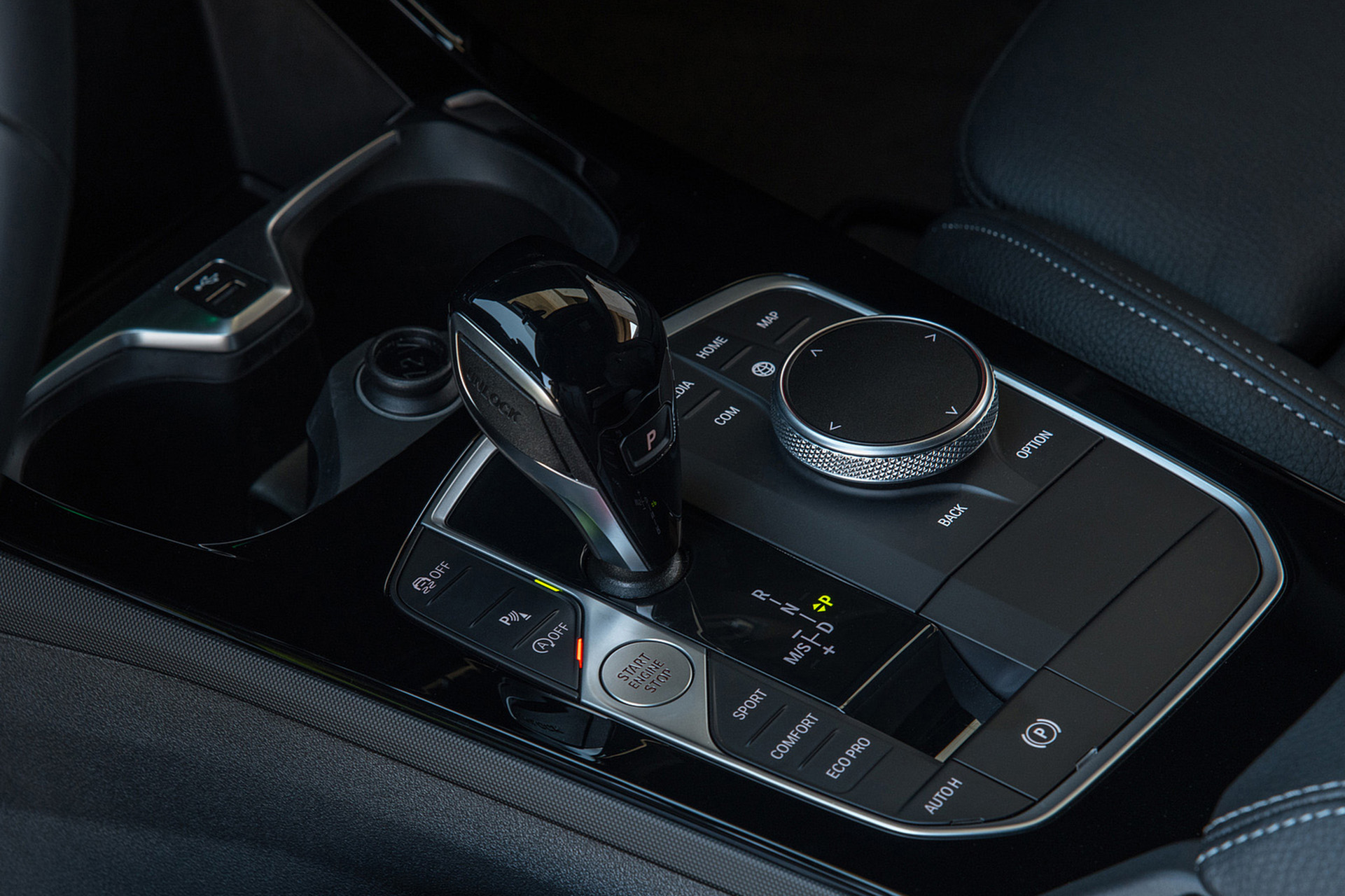 Download 2022 BMW M135i xDrive - Interior, Detail HD Wallpaper 1921x1280 #71