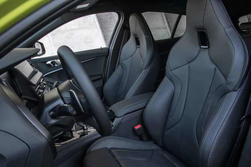 2022 BMW M135i xDrive - Interior, Front Seats Wallpaper 850x567 #74