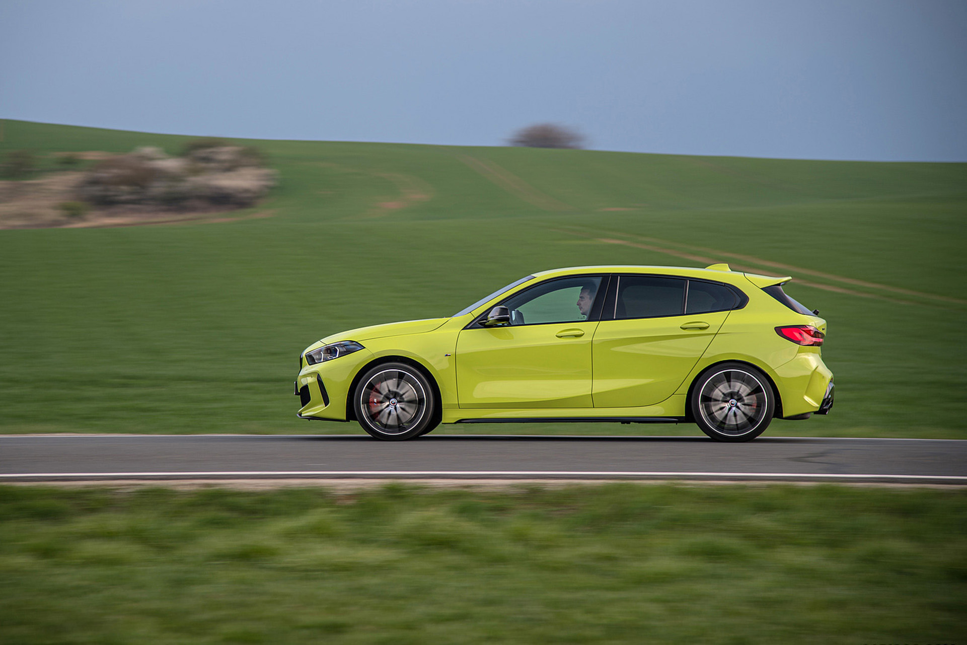 Download 2022 BMW M135i xDrive - Side HD Wallpaper 1921x1281 #14