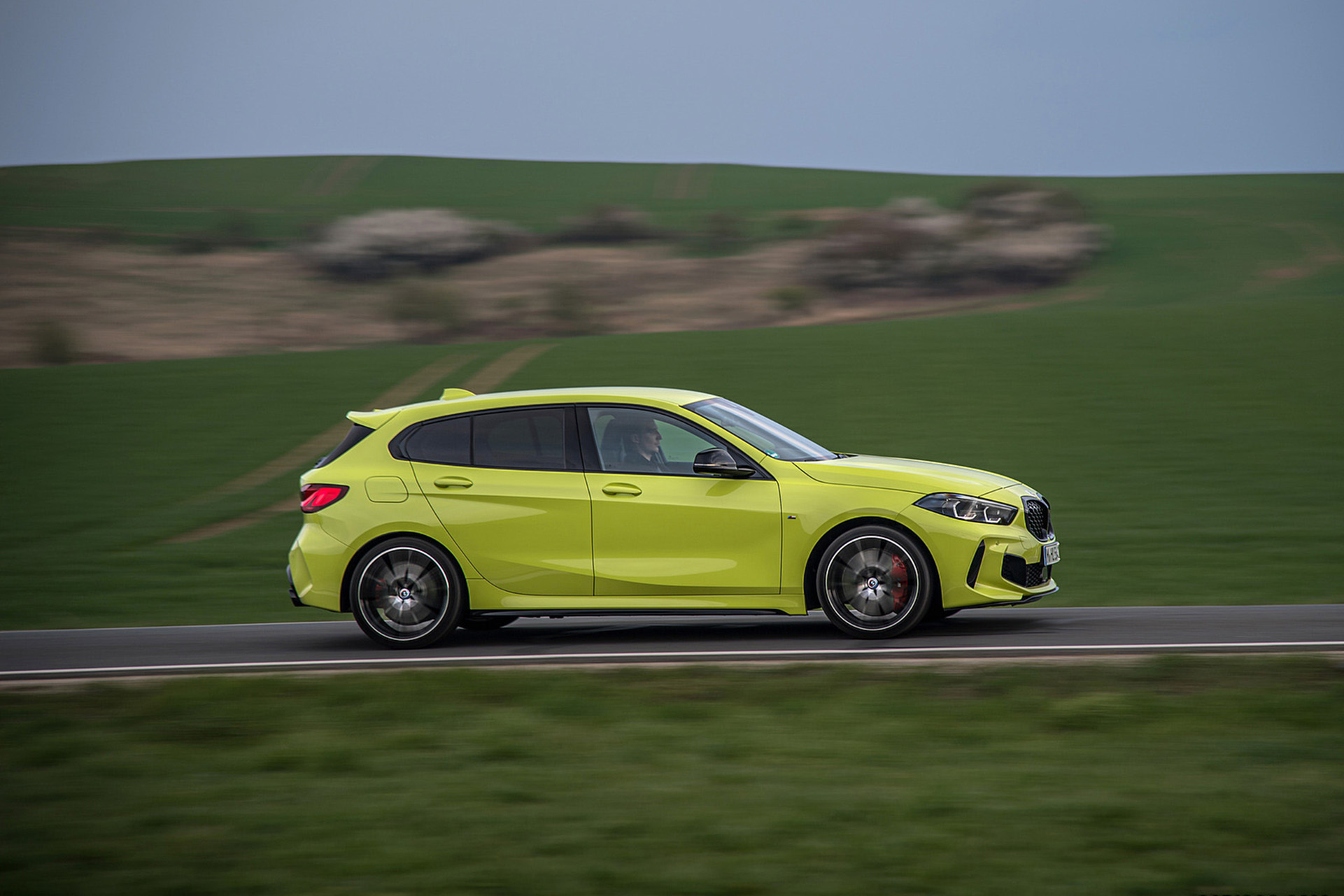 Download 2022 BMW M135i xDrive - Side HD Wallpaper 1921x1281 #17