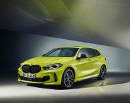 2022 BMW M135i xDrive - Front Three-Quarter Wallpaper 190x150