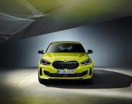 2022 BMW M135i xDrive - Front Wallpaper 190x150