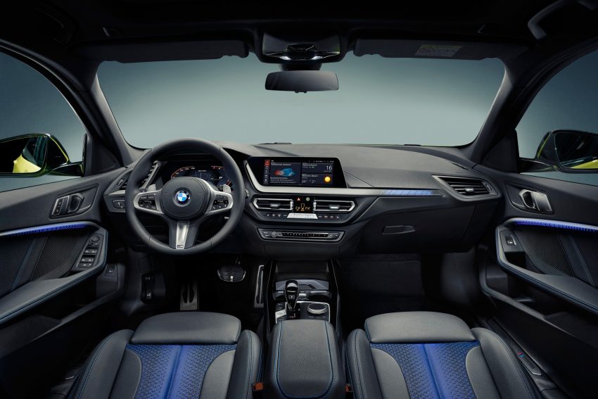 2022 BMW M135i xDrive - Interior, Cockpit Wallpaper 850x567 #95