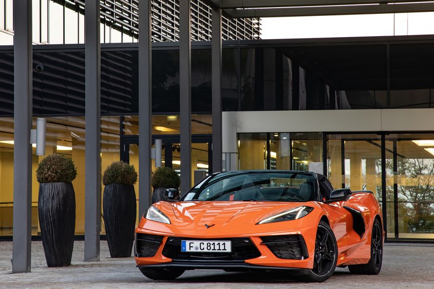 2022 Chevrolet Corvette Stingray Convertible - Front Wallpaper 850x567 #15