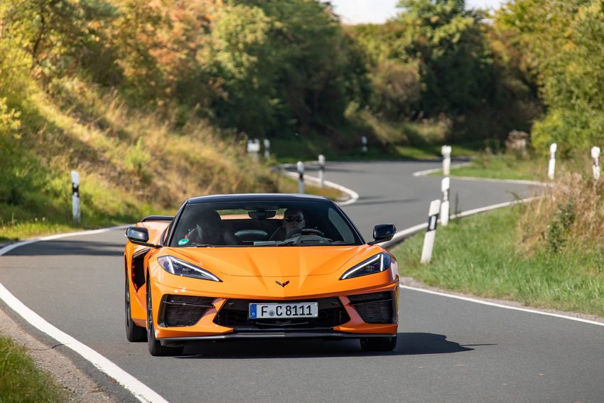 2022 Chevrolet Corvette Stingray Convertible - Front Wallpaper 850x567 #3