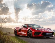 2022 Chevrolet Corvette Stingray Coupe - Front Three-Quarter Wallpaper 190x150