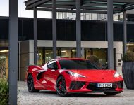 2022 Chevrolet Corvette Stingray Coupe - Front Three-Quarter Wallpaper 190x150