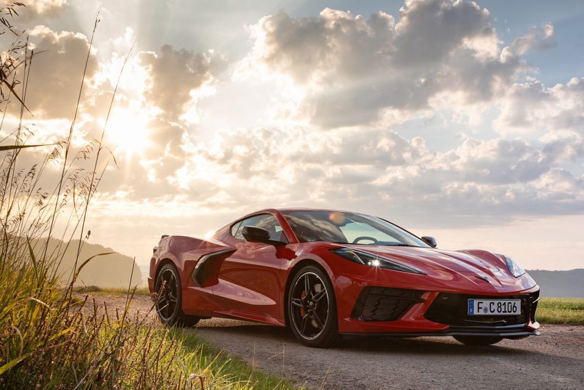 2022 Chevrolet Corvette Stingray Coupe - Front Three-Quarter Wallpaper 850x567 #14