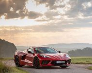 2022 Chevrolet Corvette Stingray Coupe - Front Three-Quarter Wallpaper 190x150