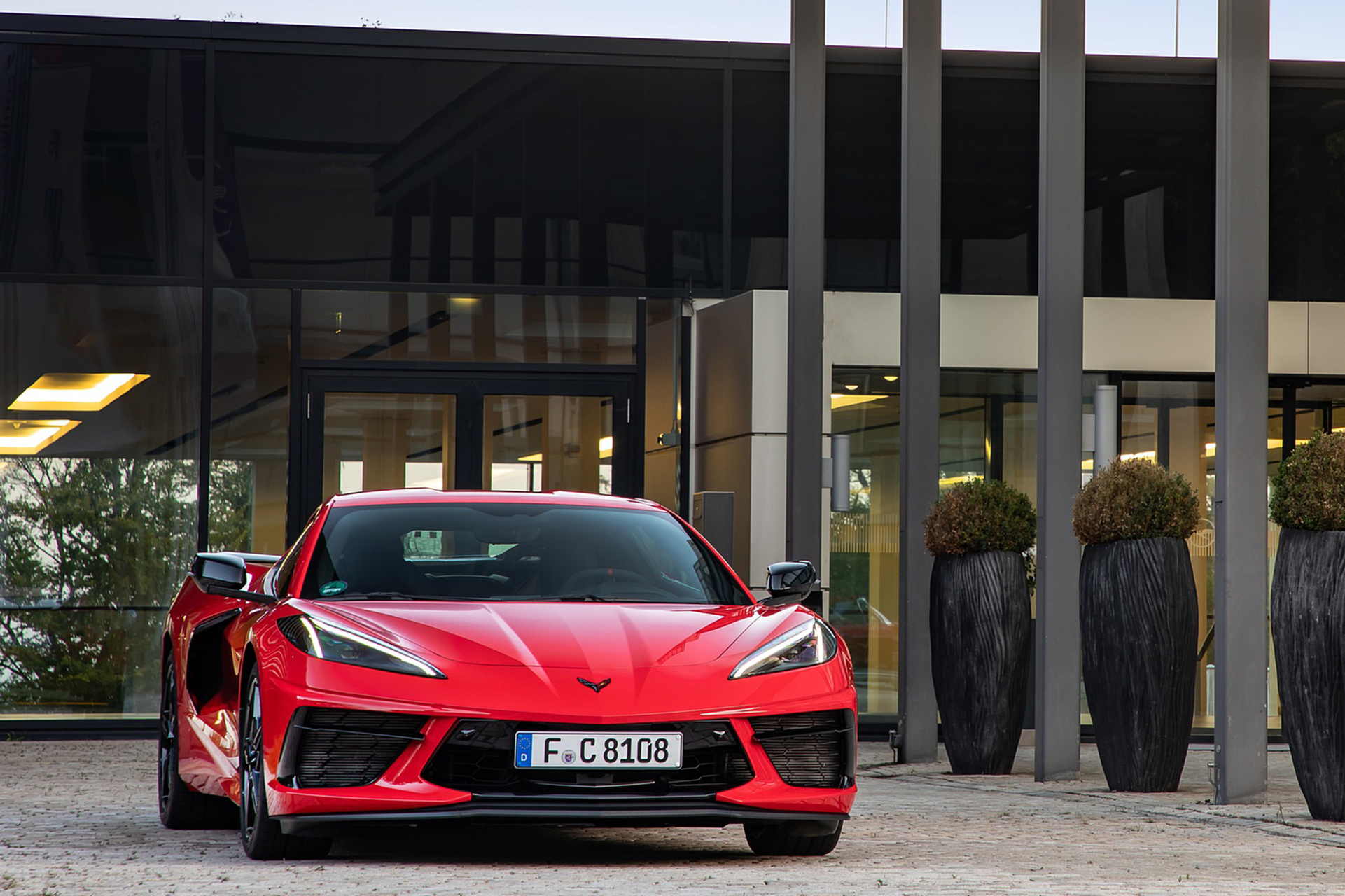Download 2022 Chevrolet Corvette Stingray Coupe - Front HD Wallpaper 1921x1280 #20