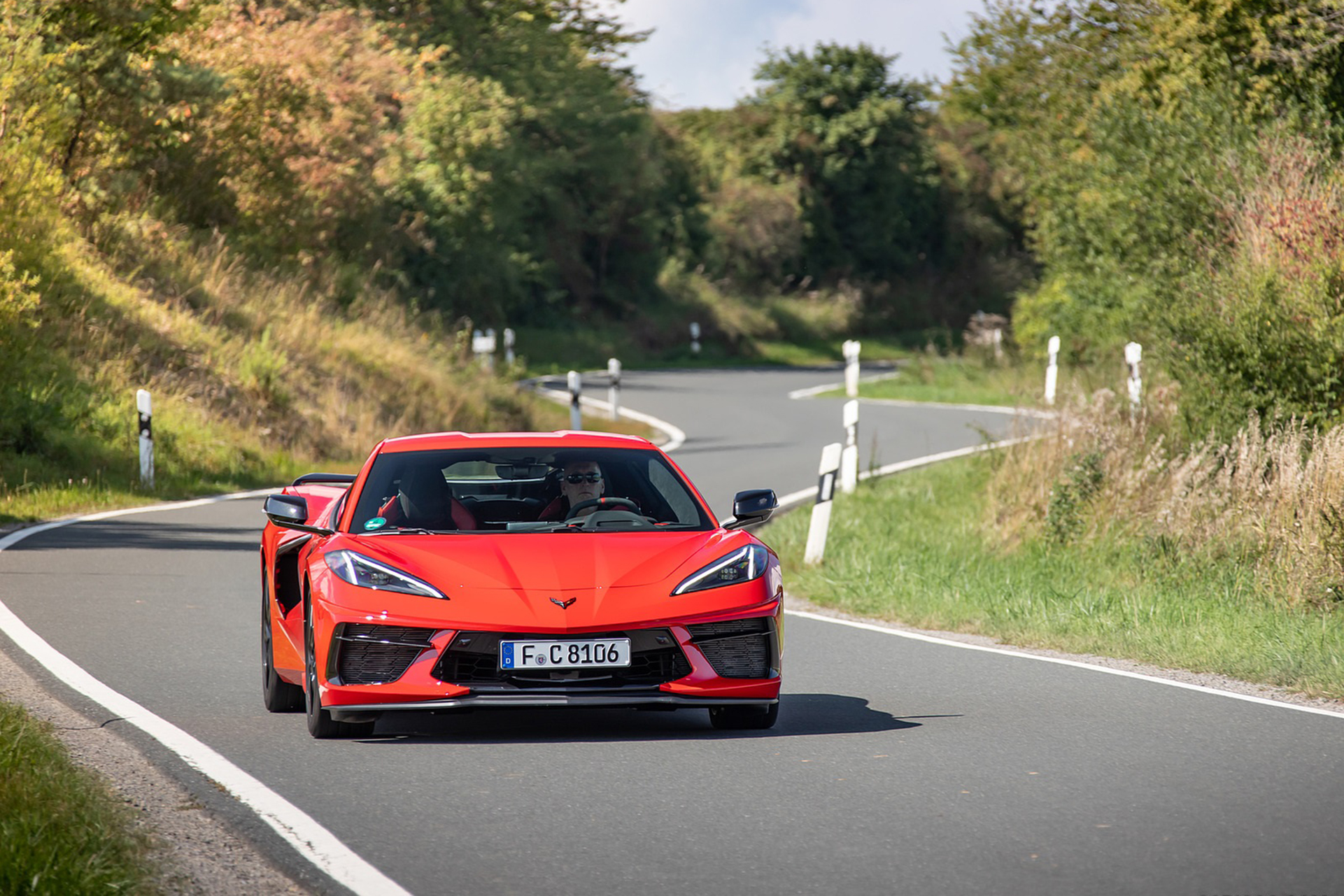 Download 2022 Chevrolet Corvette Stingray Coupe - Front HD Wallpaper 1921x1281 #10