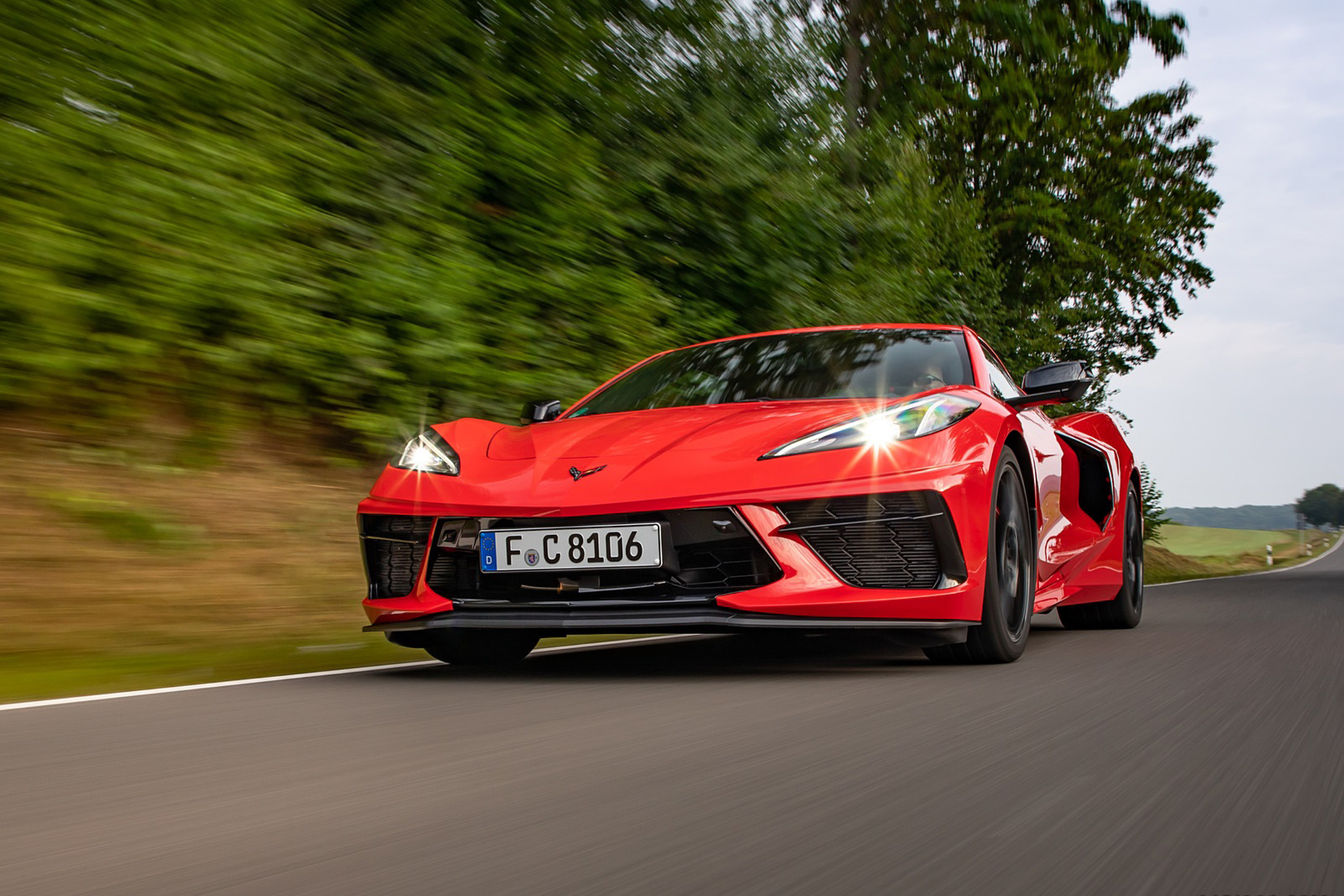 Download 2022 Chevrolet Corvette Stingray Coupe - Front HD Wallpaper 1921x1281 #4