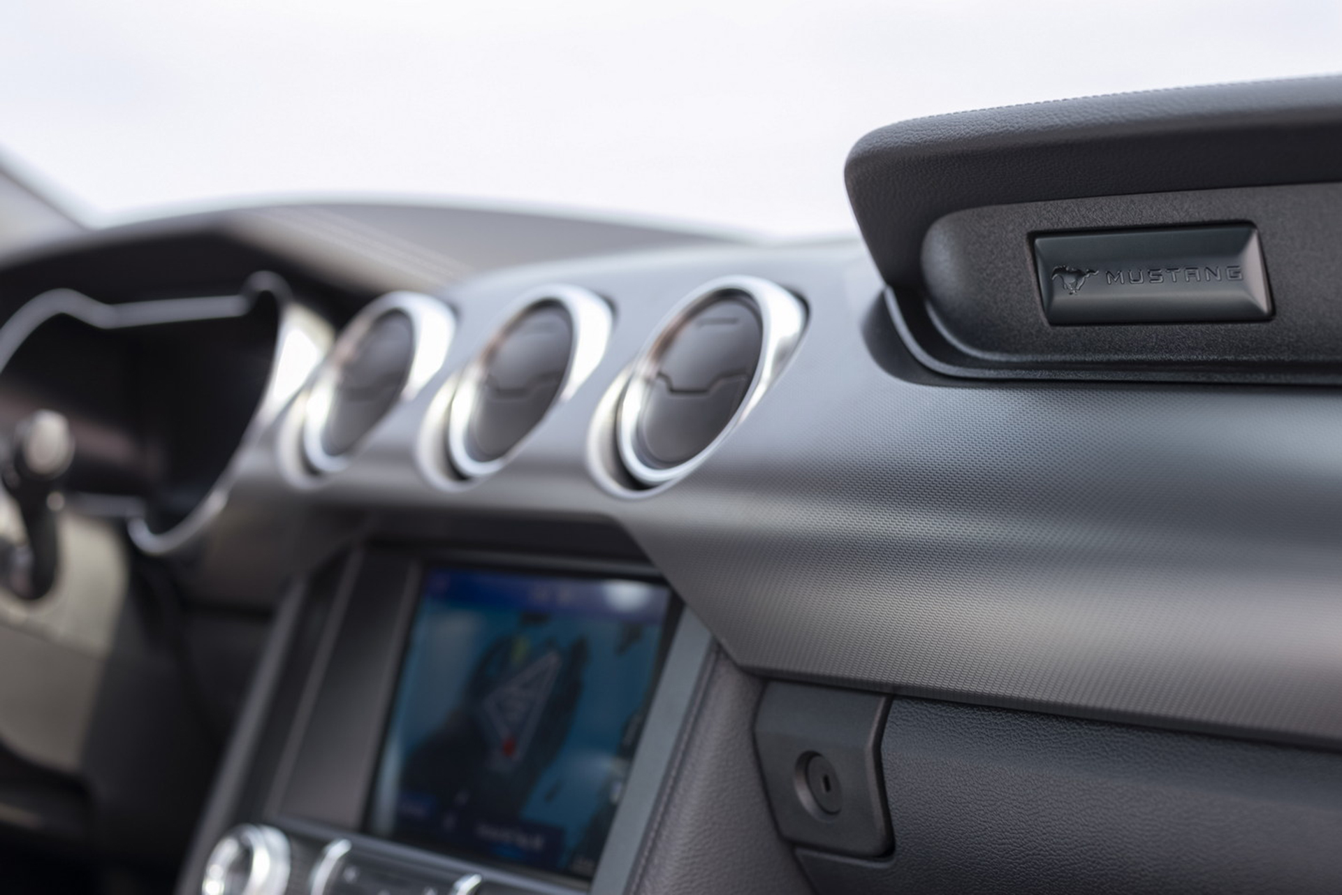 Download 2022 Ford Mustang GT Stealth Edition - Interior, Detail HD Wallpaper 1921x1281 #15