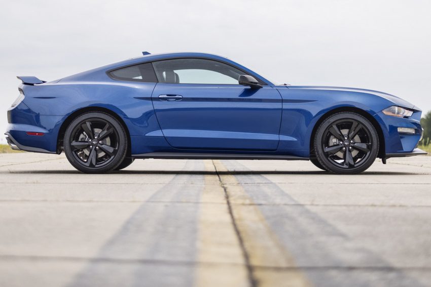 2022 Ford Mustang GT Stealth Edition - Side Wallpaper 850x567 #4