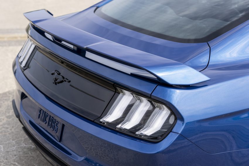 2022 Ford Mustang GT Stealth Edition - Tail Light Wallpaper 850x567 #11