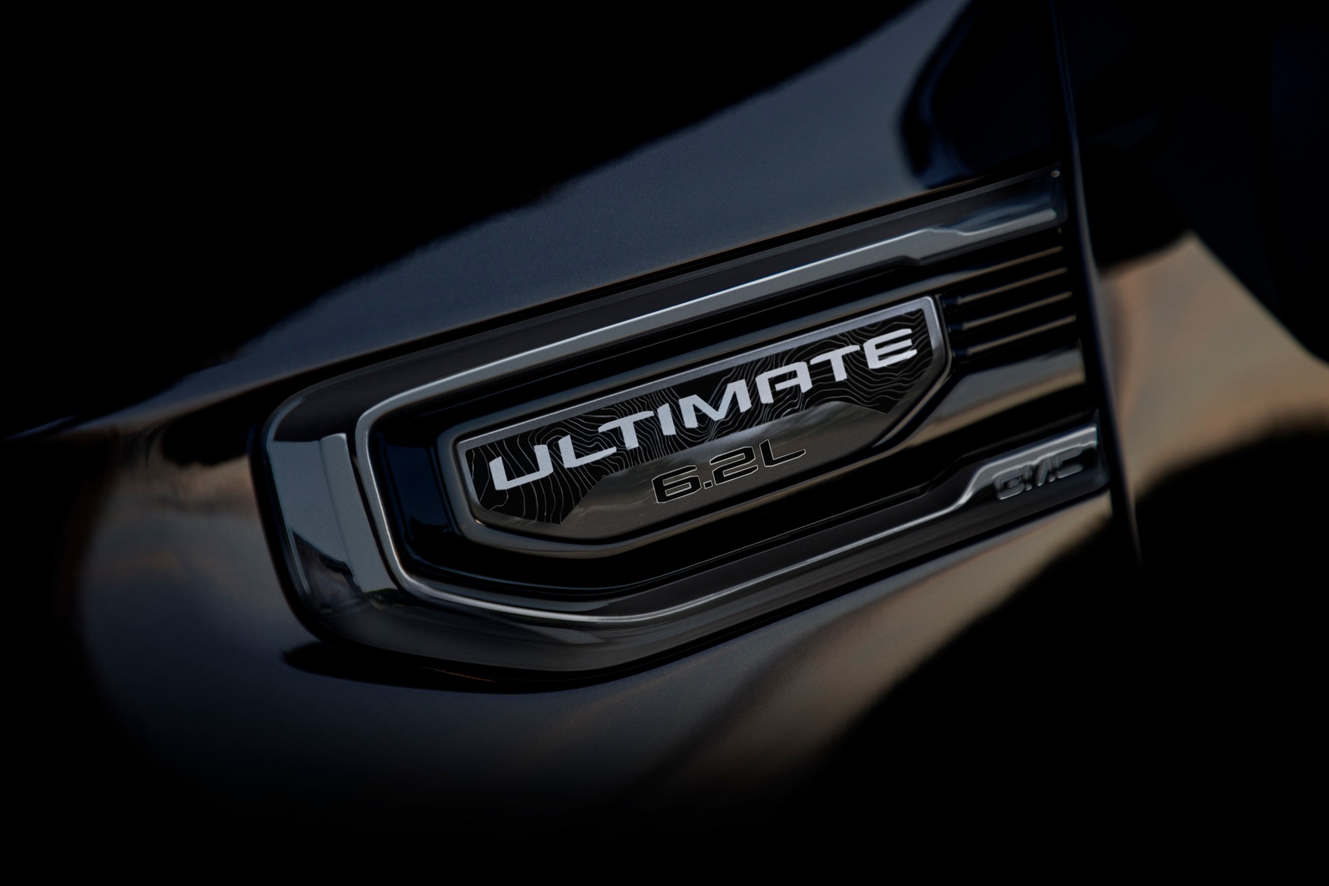 Download 2022 GMC Sierra Denali Ultimate - Badge HD Wallpaper 1920x1280 #5