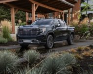 2022 GMC Sierra Denali Ultimate - Front Three-Quarter Wallpaper 190x150