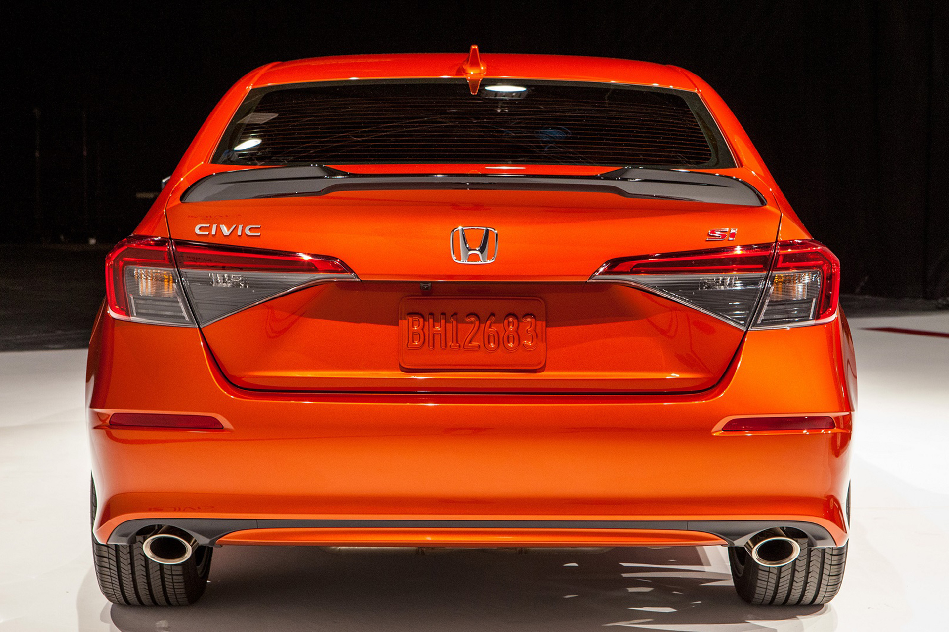 Download 2022 Honda Civic Si - Rear HD Wallpaper 1921x1281 #81