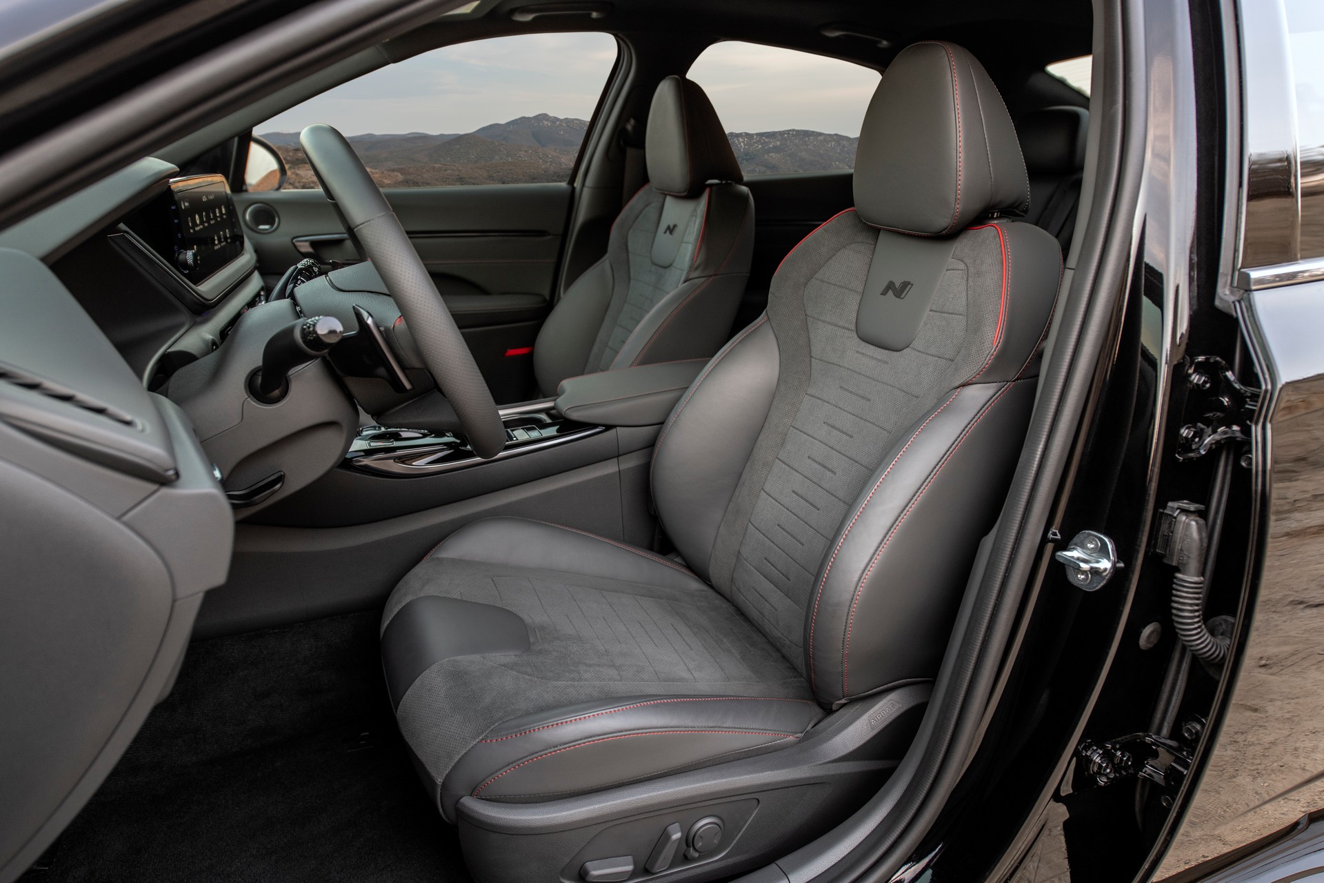 Download 2022 Hyundai Sonata N Line Night Edition - Interior, Front Seats HD Wallpaper 1920x1280 #18