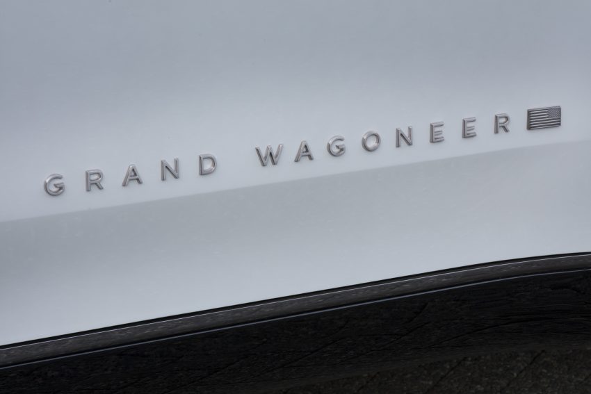 2022 Jeep Grand Wagoneer Concept - Badge Wallpaper 850x567 #37