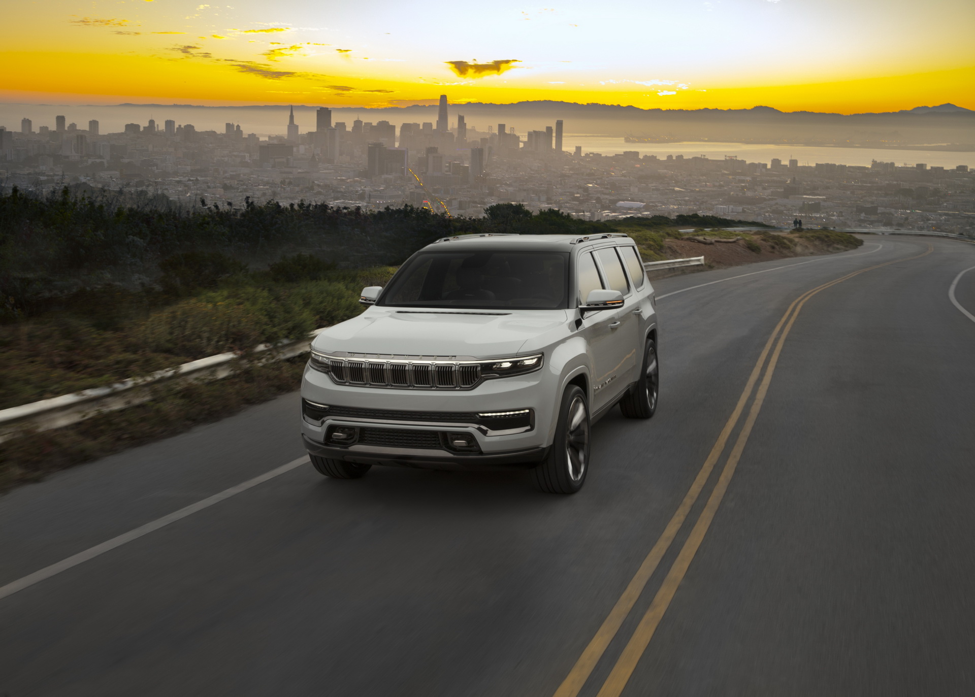 Download 2022 Jeep Grand Wagoneer Concept - Front Three-Quarter HD Wallpaper 1920x1373 #2