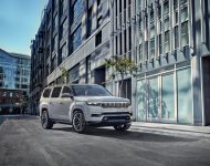 2022 Jeep Grand Wagoneer Concept - Front Three-Quarter Wallpaper 190x150