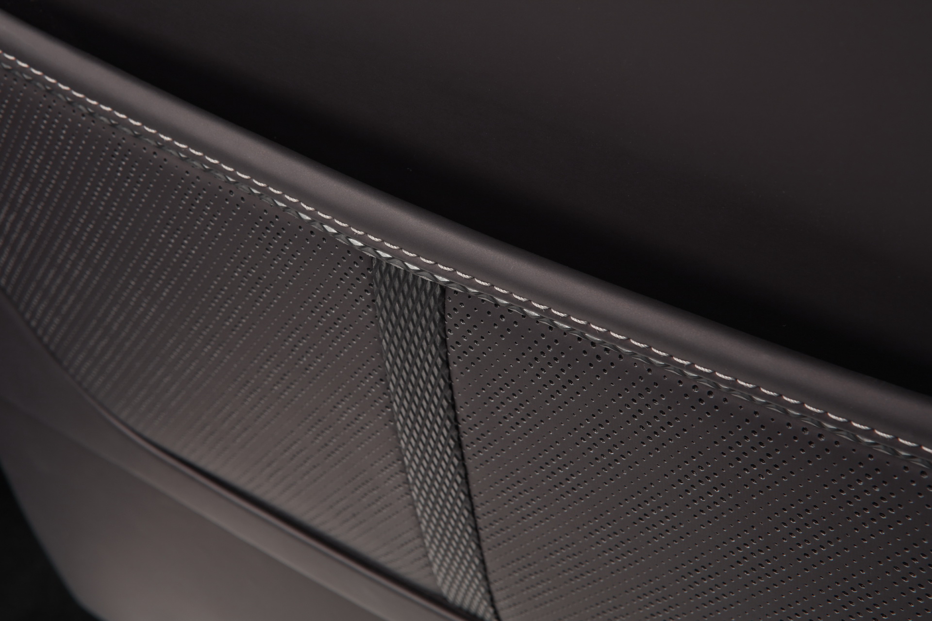 Download 2022 Jeep Grand Wagoneer Concept - Interior, Detail HD Wallpaper 1920x1280 #54