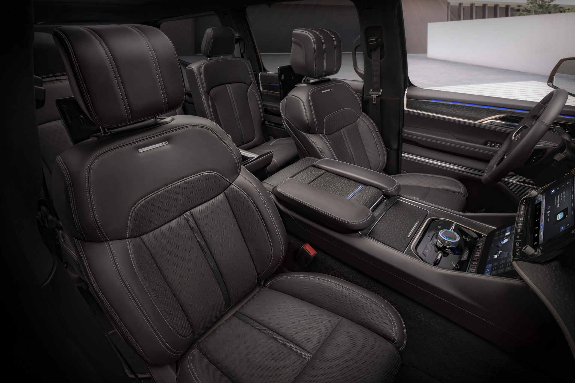 Download 2022 Jeep Grand Wagoneer Concept - Interior, Front Seats HD Wallpaper 1920x1280 #45