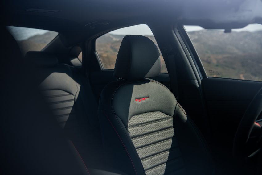 2022 Kia Forte GT - Interior, Front Seats Wallpaper 850x567 #24