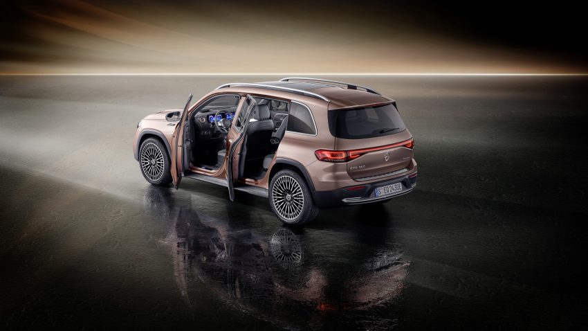 2022 Mercedes-Benz EQB 350 4Matic - Rear Three-Quarter Wallpaper 850x478 #41