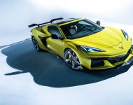 2023 Chevrolet Corvette Z06 - Front Three-Quarter Wallpaper 190x150