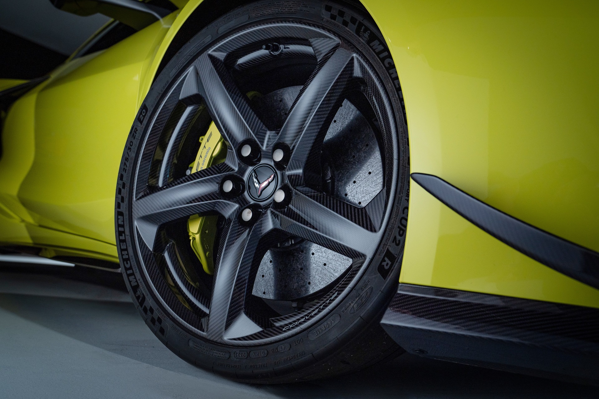 Download 2023 Chevrolet Corvette Z06 - Wheel HD Wallpaper 1920x1280 #29