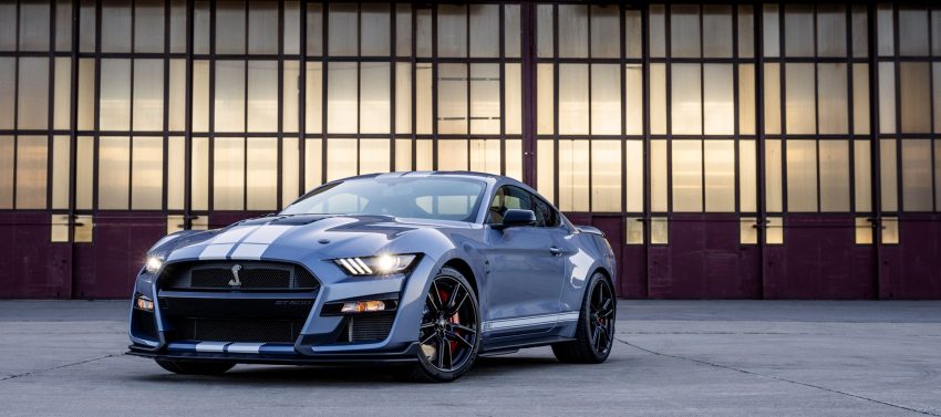 2022 Ford Mustang Shelby GT500 Heritage Edition - Front Three-Quarter Wallpaper 850x377 #6
