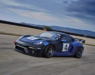 2022 Porsche 718 Cayman GT4 RS Clubsport - Front Three-Quarter Wallpaper 190x150