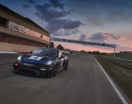 2022 Porsche 718 Cayman GT4 RS Clubsport - Front Three-Quarter Wallpaper 190x150