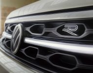 2022 Volkswagen T-Roc - Grille Wallpaper 190x150
