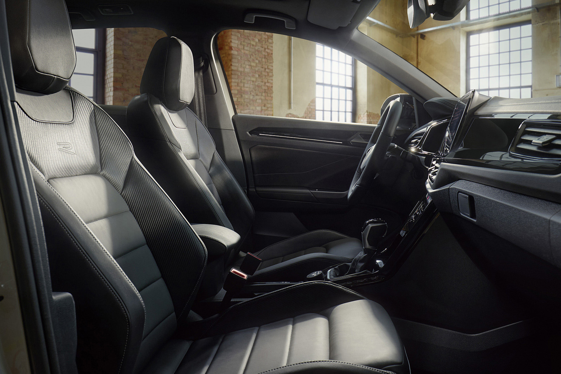 Download 2022 Volkswagen T-Roc - Interior, Front Seats HD Wallpaper 1921x1281 #40
