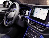 2022 Volkswagen T-Roc R - Central Console Wallpaper 190x150