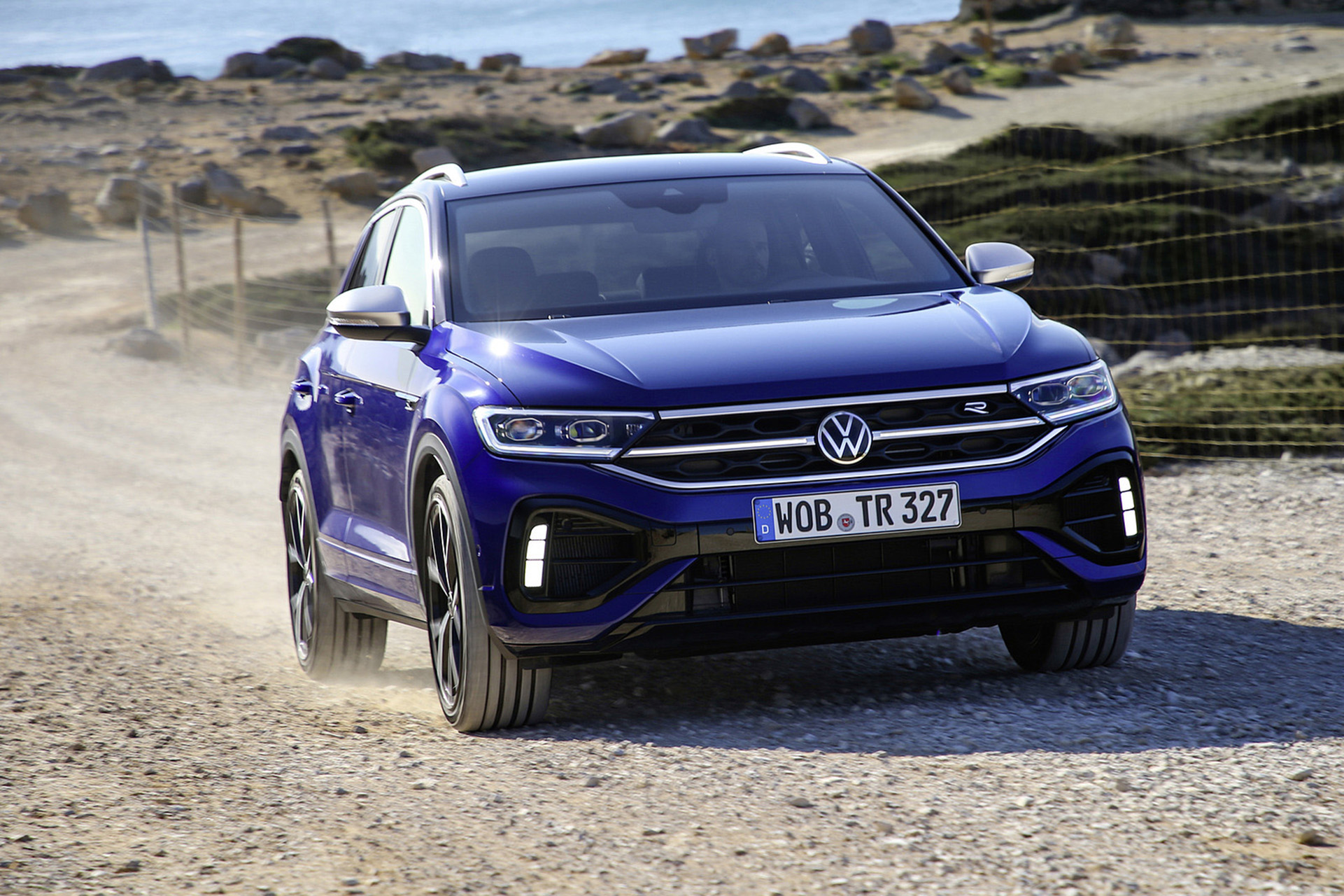 Download 2022 Volkswagen T-Roc R - Front HD Wallpaper 1921x1280 #5