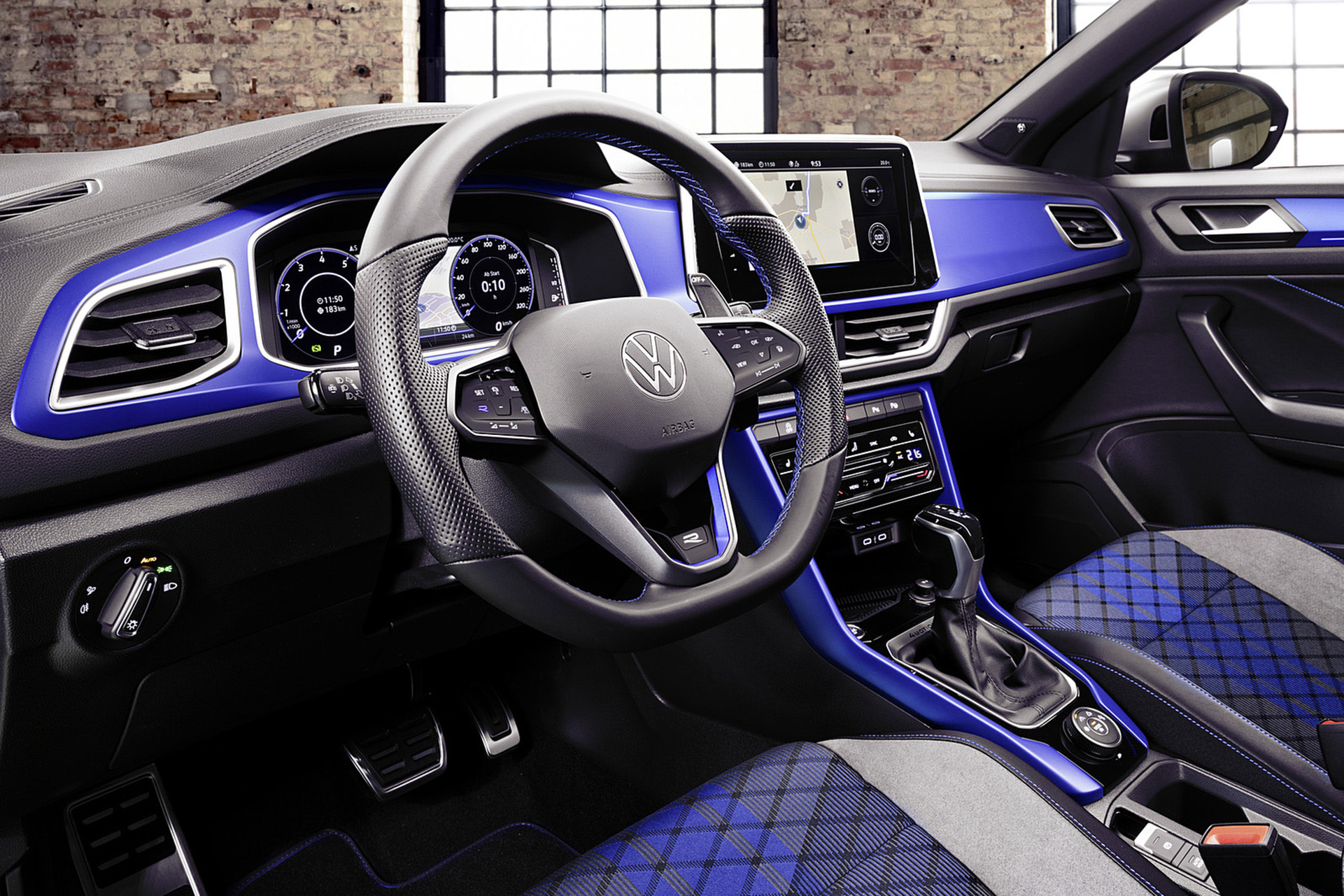 Download 2022 Volkswagen T-Roc R - Interior HD Wallpaper 1921x1281 #33