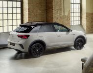 2022 Volkswagen T-Roc - Rear Three-Quarter Wallpaper 190x150