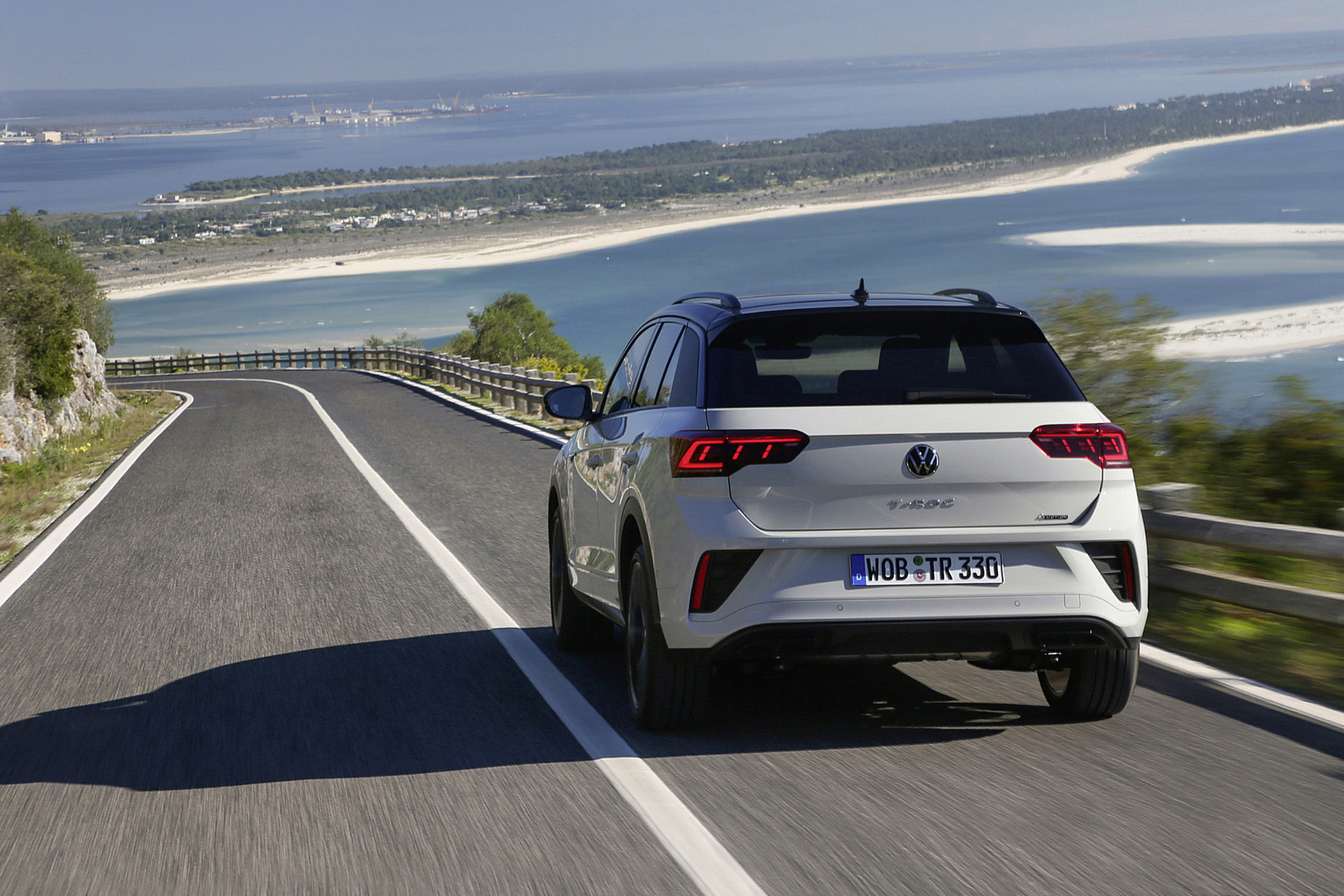 Download 2022 Volkswagen T-Roc - Rear HD Wallpaper 1921x1281 #5