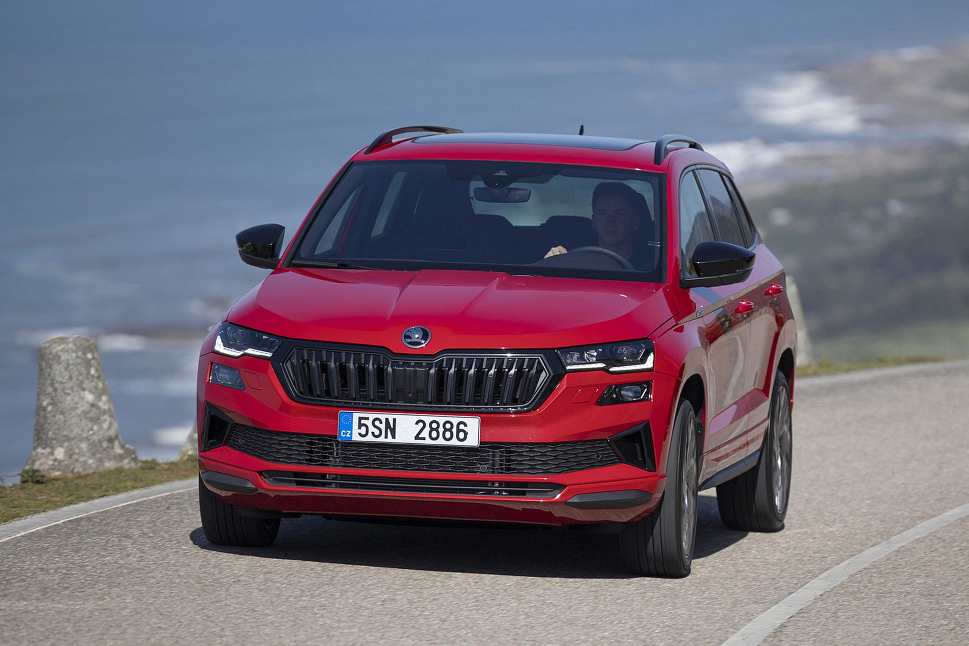 Download 2022 Škoda Karoq Sportline - Front HD Wallpaper 1921x1281 #8