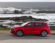 2022 Škoda Karoq Sportline - Side Wallpaper 190x150